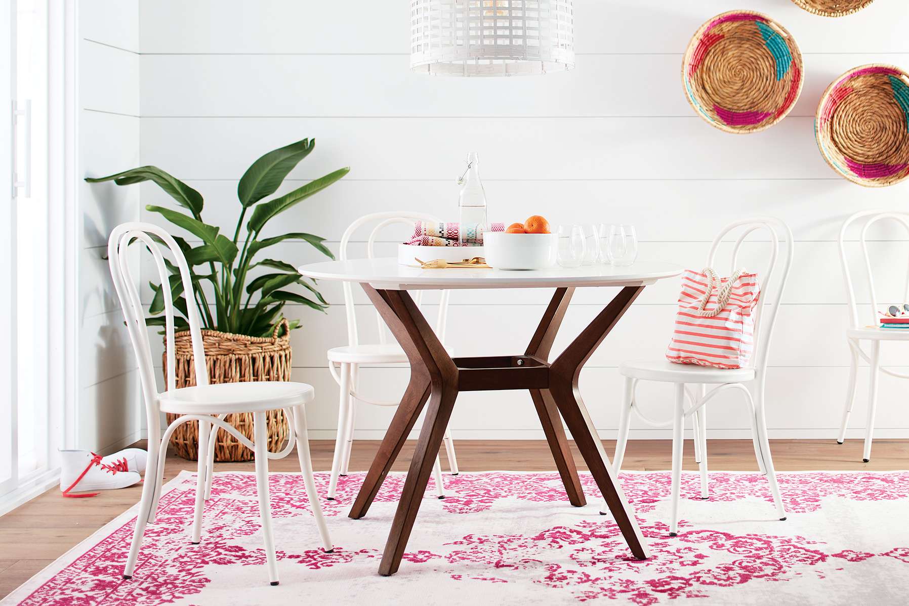 target furniture kitchen table