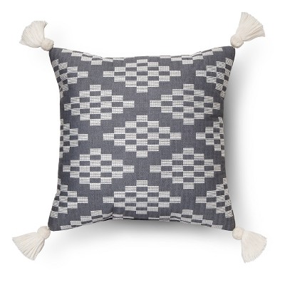 ... global throw pillows ...