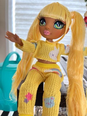 Rainbow High Jr High Pj Party Sunny Yellow 9 Posable Doll With Soft