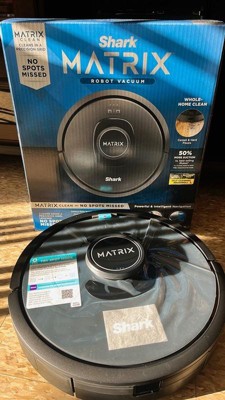 Shark Matrix Robot Vacuum For Carpets And Hardfloors With Self Cleaning