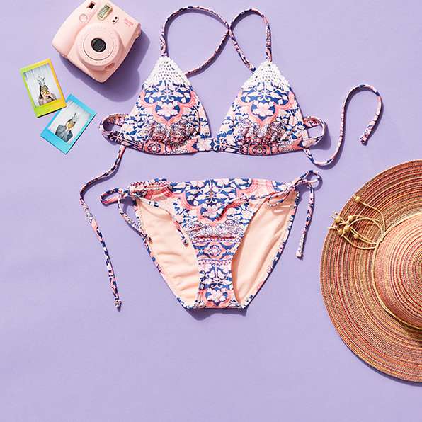 Juniors' Clothing Target