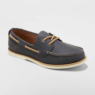casual shoes for men near me