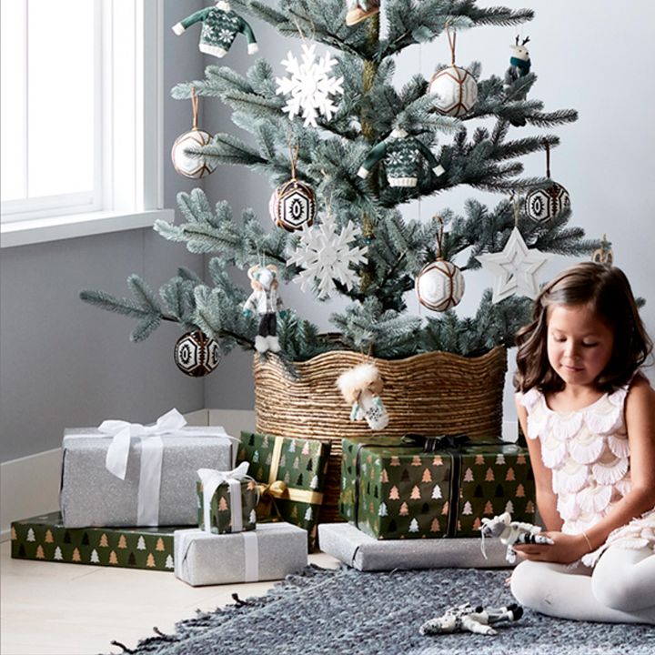 Minimalist Target Christmas Tree Decorations for Living room