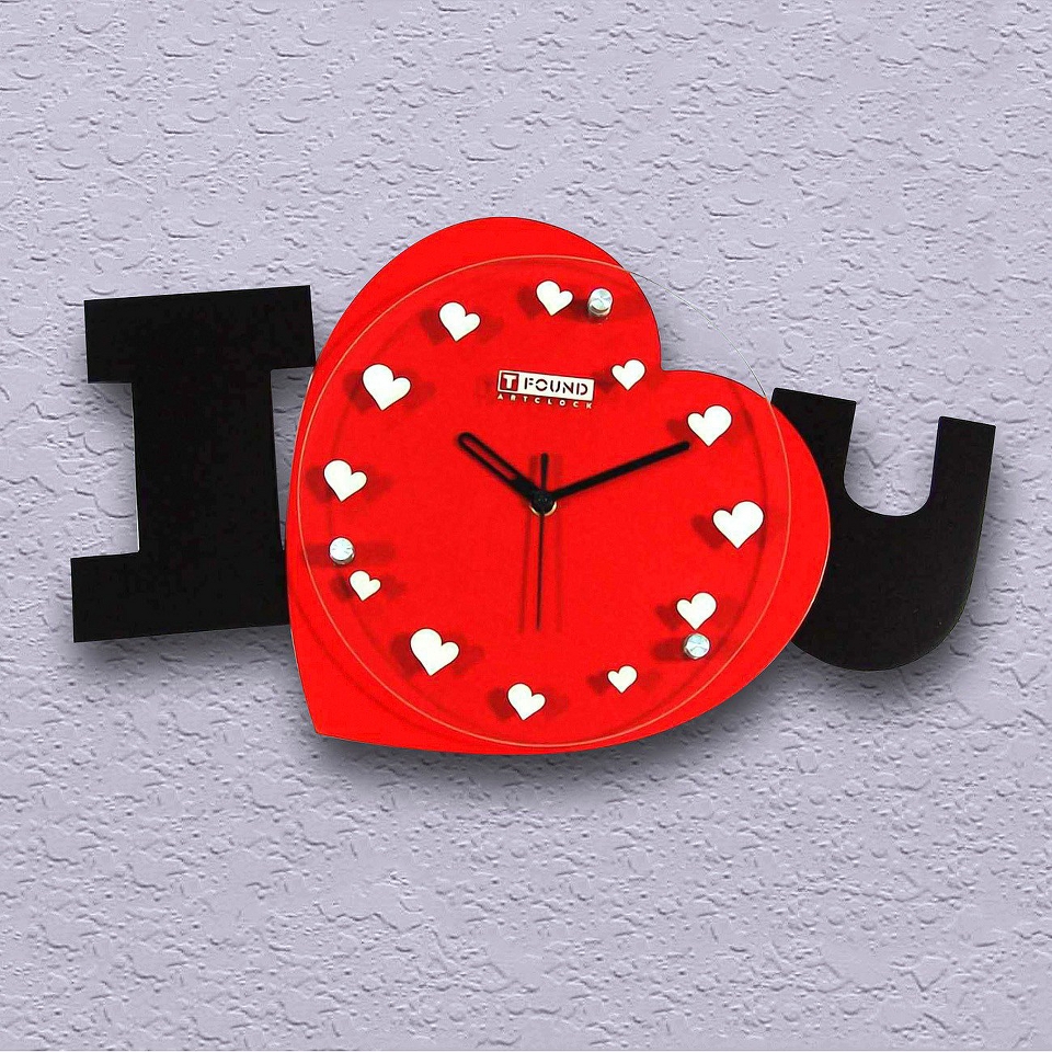 I Heart U Clock