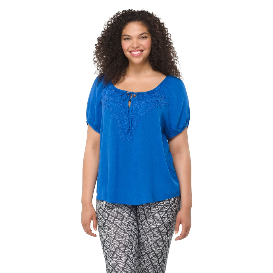 Juniors Plus Sized Peasant Top   Blue 2X