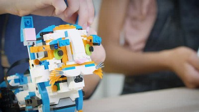 LEGO Boost Creative Toolbox Building and Coding Kit Rental – LurnBot