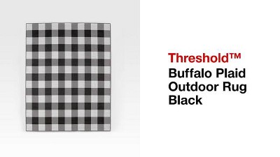 The Earthall Buffalo Plaid Outdoor Rug Is on Sale at