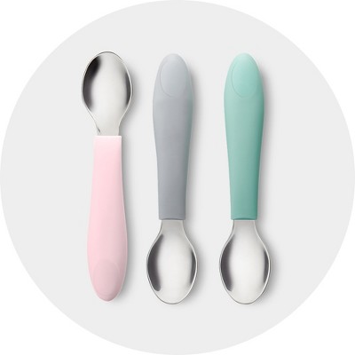 baby spoons and dishes