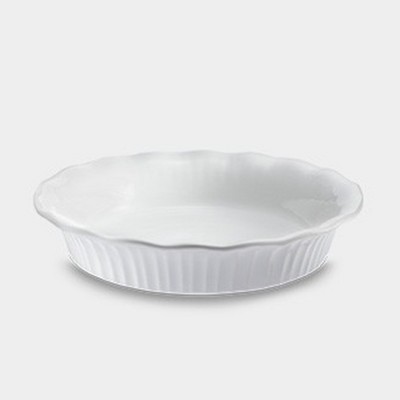 Nordic Ware 44103 13 by 11-3/4 Inch Pie Pan and Cover: Pie Pans  (011172441034-2)