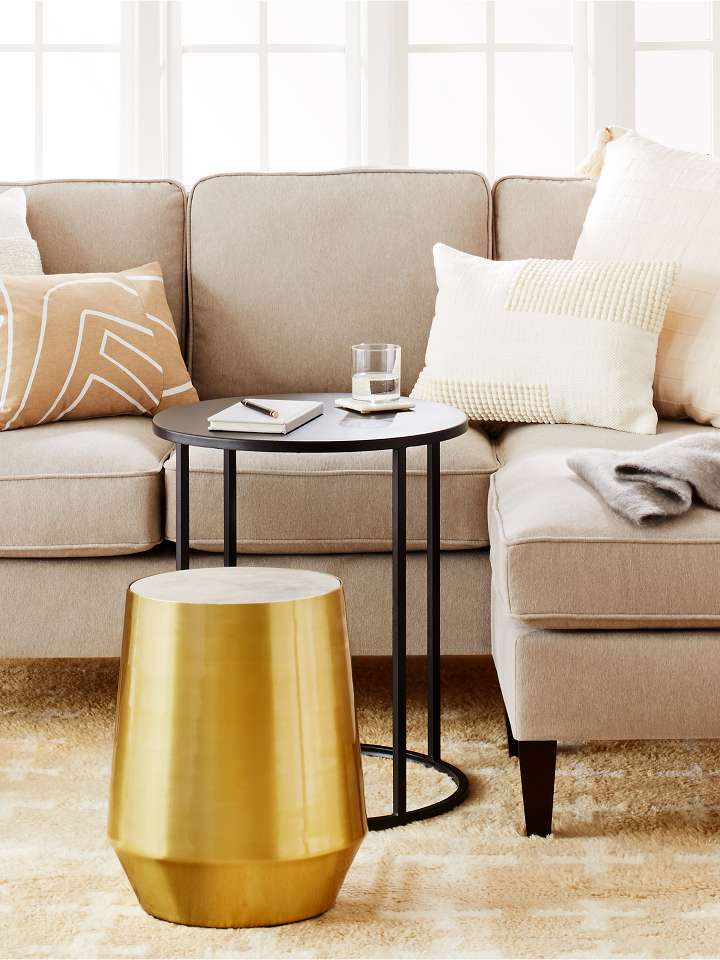 round coffee tables
