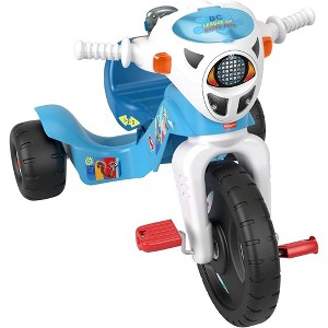Power Wheels DC League of Super-Pets Lights & Sounds Trike ride-on tricycle - 1 of 4