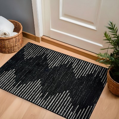 Black and White Geometric Stripe Synthetic Area Rug 2'7" x 4'