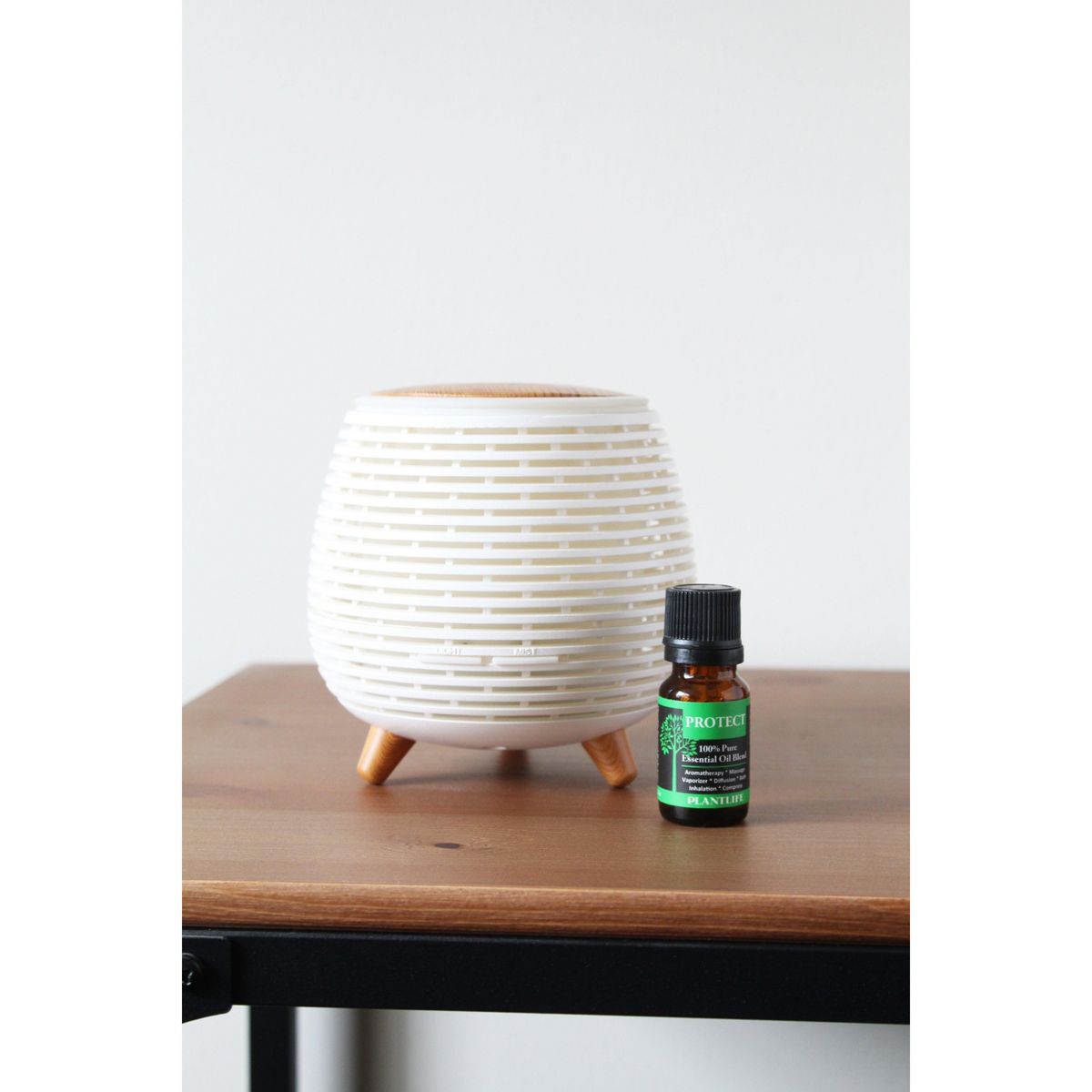 Plantlife Beehive Diffuser - Ultrasonic Essential Oil Mist Diffuser for Aromatherapy - 100ml Reservoir - thumbnail 3
