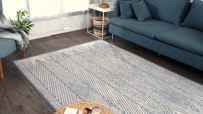 Blue and White Geometric Synthetic Area Rug, 2x3