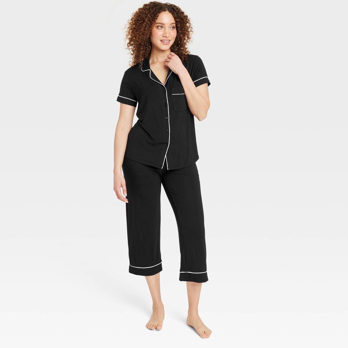 Women's Cloud Knit Modal Short Sleeve Notch Collar Top and Capri Pants Pajama Set - Auden™