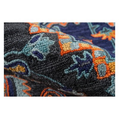 Navy Wool Tufted Medallion Accent Rug 2' x 3'