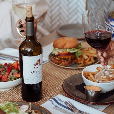 Oliver Dry Red Blend - 750ml Bottle