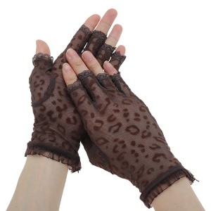 Unique Bargains Breathable Fingerless Leopard Print Manicure Gloves 1 Pair - 1 of 4