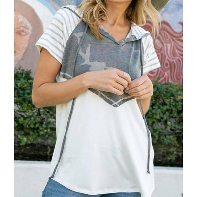Women's Billie Camo Hoodie Top - E. Luna