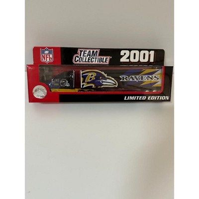 Baltimore Ravens Fleer 2001 Team Collectible Series NFL Tractor Trailer Scale Toy Vehicle.