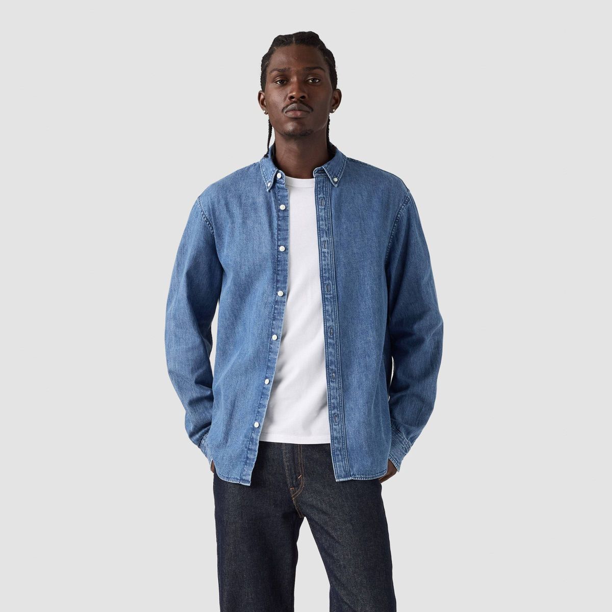 Levi's® Men's Relaxed Fit Classic Long Sleeve Button-Down Shirt - Blue Denim