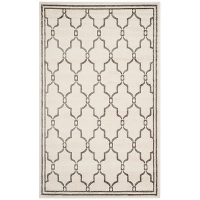 Amherst AMT414 Power Loomed Indoor Rug -Safavieh