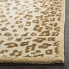 Martha Stewart MSR3621 Hand Tufted Rugs - Safavieh - image 2 of 4