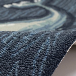 Liora Manne Frontporch Whale Indoor/Outdoor Mat Ocean 3' Round - 1 of 4