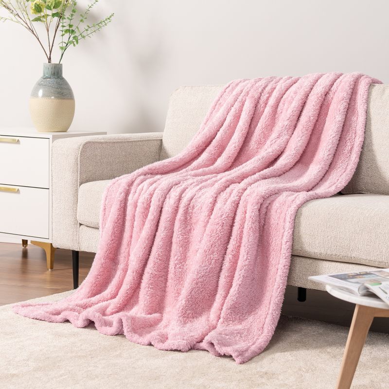 PAVILIA Plush Throw Blanket for Couch Bed, Faux Shearling Blanket and Throw for Sofa Home Decor, 1 of 10