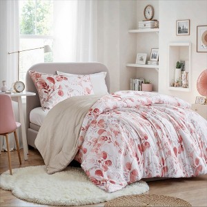 2-Piece Twin/Twin XL Reversible Floral Botanical Seersucker Comforter Set,Pink - 1 of 4