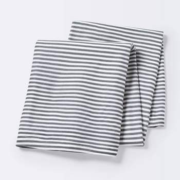 Jersey Swaddle Blanket Stripe - Cloud Island™ White/Gray
