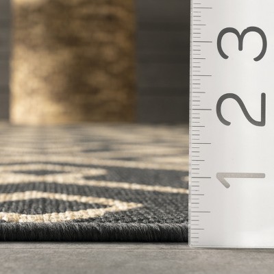 Charcoal Trellis Reversible Synthetic Area Rug - Easy Care, 5x8 Feet