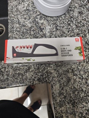 Guest review image 2 of 3, zoom in