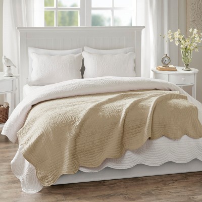 Vynxaria Oversized Quilted Throw - Cozy Blue 60"x72" with Scalloped Edges