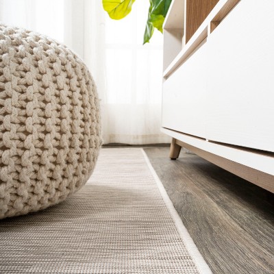 Ethan 6' Round Light Gray Synthetic Indoor/Outdoor Area Rug