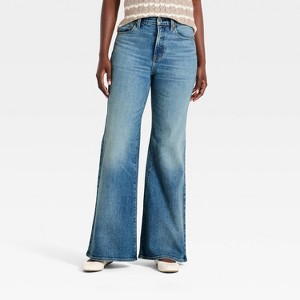 Women's Mid-Rise 70's Flare Jeans - Universal Thread™ Medium Wash