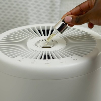 White HEPA Tower Air Purifier with Odor Absorbing Filter
