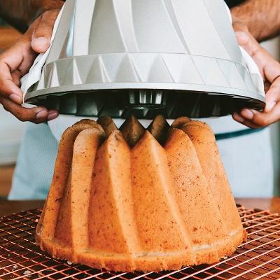 Nordic Ware Kugelhopf Bundt Pan - Thumbnail 5
