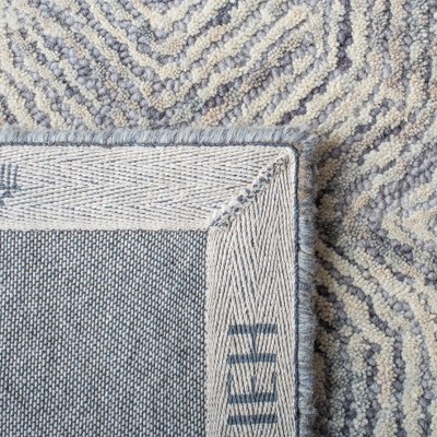 Silver Hand-Tufted Wool 4' x 6' Rectangular Rug