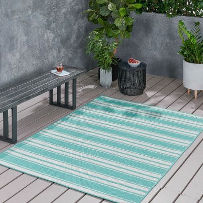 Kumasinova Outdoor Rug – 63"x84" Machine-Woven Area Rug, Polypropylene Living Room Rug, Low-Pile Rugs for Living Room/Patio, Rugs for Bedroom