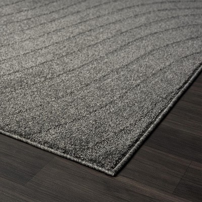 Anthracite Geometric Rectangular Stain-Resistant Synthetic Rug