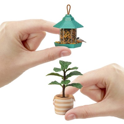 MGA&#39;s Miniverse - Make It Mini Lifestyle Home Series 1 Mini Collectibles Resin Play, Mini Plants, Birdhouses, Bouquets