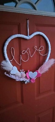 Valentine's Felt Wreath Hearts Pink/red/white - Spritz™ : Target