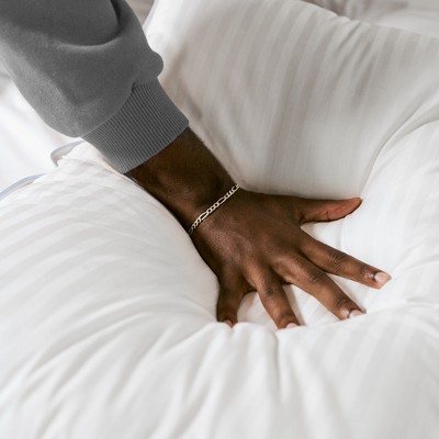 King Size White Polyester Hypoallergenic Bed Pillows, Set of 2