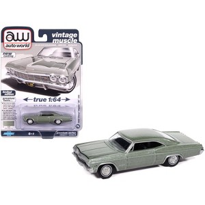 1965 Chevrolet Impala SS 396 Willow Green Metallic "Vintage Muscle" 1/64 Diecast Model Cars by Auto World - 1 of 4
