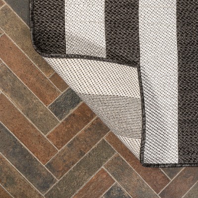 Modern Cottage Black/Cream Wide Stripe Synthetic Area Rug 4' x 6'
