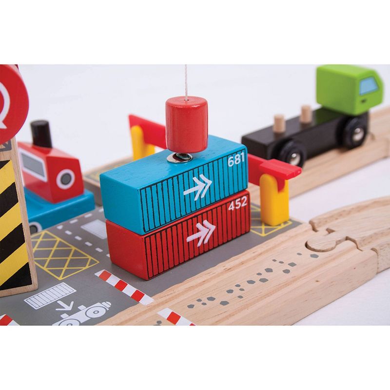 Bigjigs Rail Container Shipping Yard Wooden Railway Train Set Accessory, 4 of 8