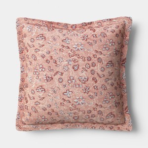 Cojín cuadrado de 18x18 pulgadas con estampado floral - Threshold™