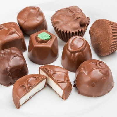 Lehman's Coblentz Sugar-Free Chocolate Deluxe Assortment, Amish Country Fine Ingredients Milk and Dark Chocolate, 28 Pc, 1 lb Box