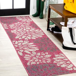 JONATHAN Y Zinnia Modern Floral Textured Weave Indoor/Outdoor Area Rug - 1 of 4
